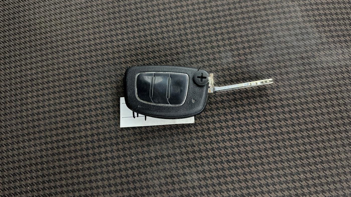 2012 Hyundai i20 MAGNA (O) 1.2, Petrol, Manual, 99,074 km, Key Close Up
