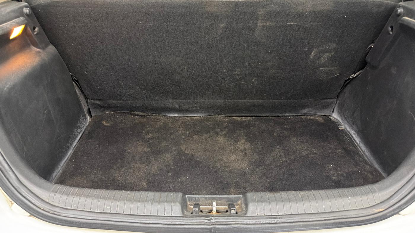 2012 Hyundai i20 MAGNA (O) 1.2, Petrol, Manual, 99,074 km, Boot Inside