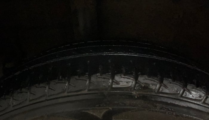 2015 Maruti Celerio VXI AMT, Petrol, Automatic, 37,599 km, Right Rear Tyre Tread