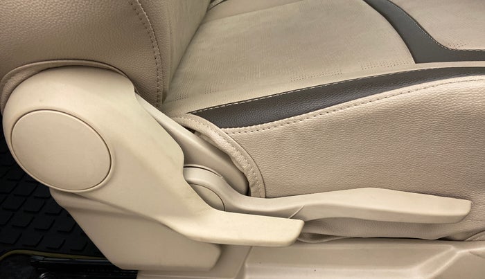 2021 Maruti Ertiga ZXI Plus SHVS, Petrol, Manual, 659 km, Driver Side Adjustment Panel