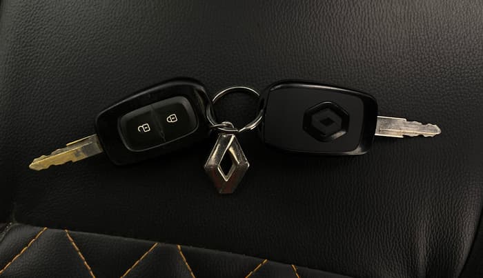 2020 Renault Kwid RXT 0.8, Petrol, Manual, 32,189 km, Key Close Up