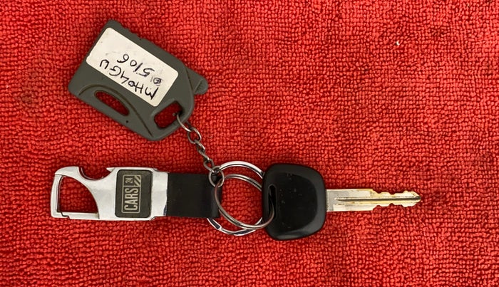 2015 Maruti Eeco 7 STR, Petrol, Manual, 14,204 km, Key Close Up