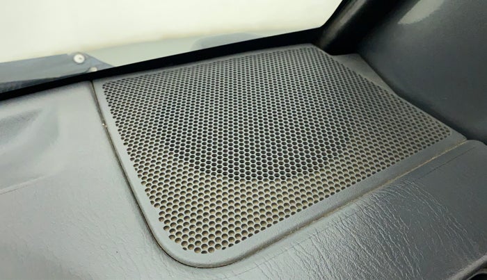 2015 Maruti Eeco 7 STR, Petrol, Manual, 14,204 km, Speaker