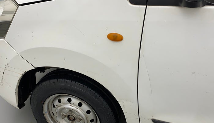 2013 Maruti Wagon R 1.0 LXI, Petrol, Manual, 98,385 km, Left fender - Slightly dented