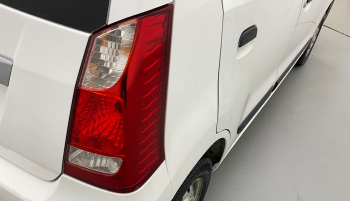 2013 Maruti Wagon R 1.0 LXI, Petrol, Manual, 98,385 km, Right tail light - Minor damage