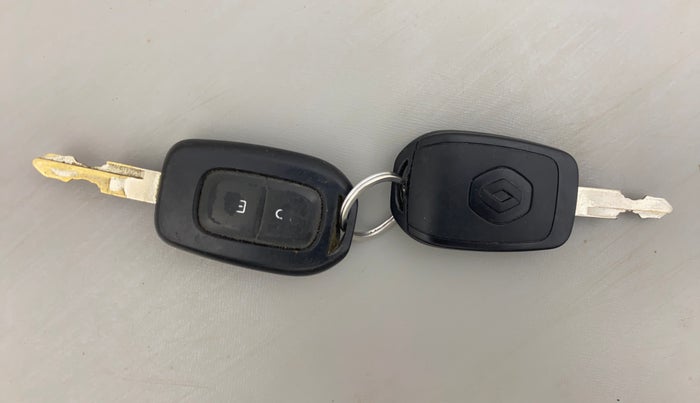 2018 Renault Kwid RXT 1.0, Petrol, Manual, 64,559 km, Key Close Up