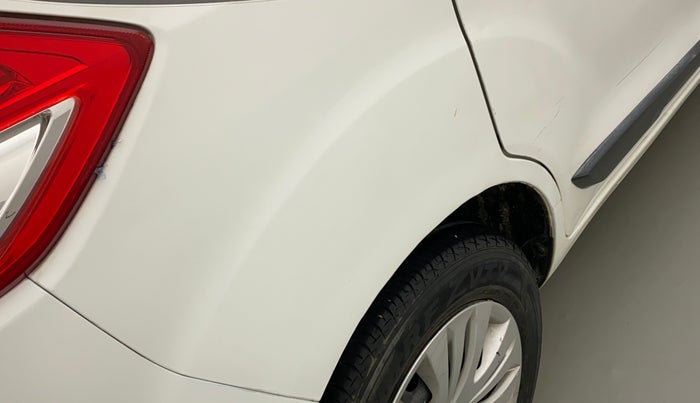 2013 Maruti Ertiga VXI CNG, CNG, Manual, 97,093 km, Right quarter panel - Slightly dented
