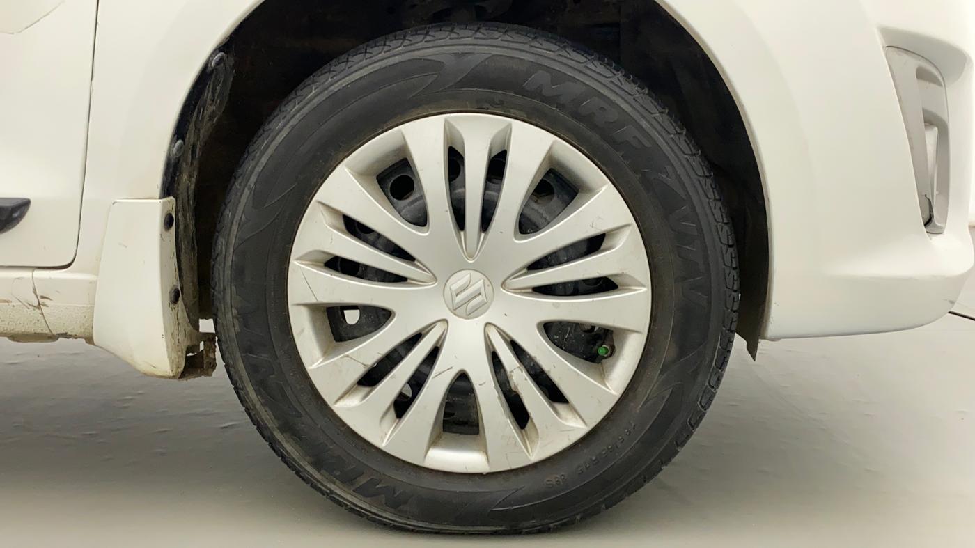 2013 Maruti Ertiga VXI CNG, CNG, Manual, 97,093 km, Right Front Wheel