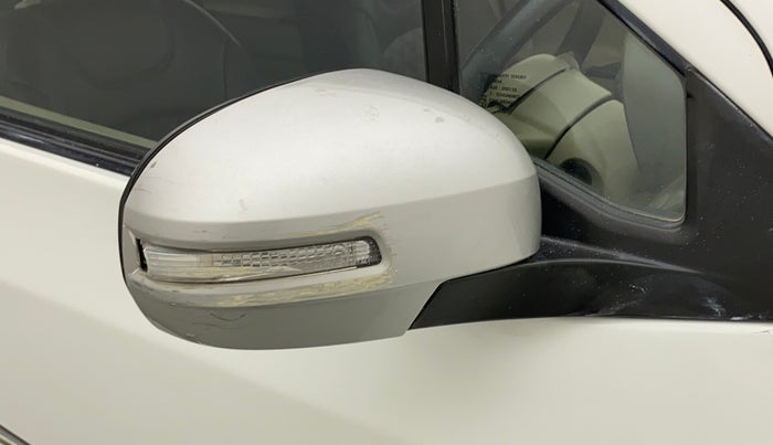 2013 Maruti Ertiga VXI CNG, CNG, Manual, 97,093 km, Right rear-view mirror - Minor scratches