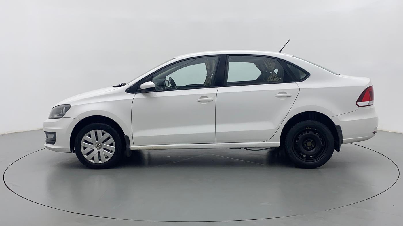 2016 Volkswagen Vento COMFORTLINE MT PETROL, Petrol, Manual, 64,940 km, Left Side
