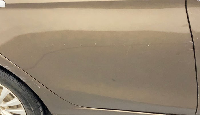 2015 Maruti Ciaz ZXI, Petrol, Manual, 51,093 km, Right rear door - Minor scratches