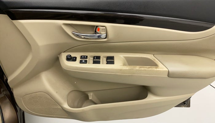2015 Maruti Ciaz ZXI, Petrol, Manual, 51,093 km, Driver Side Door Panels Control