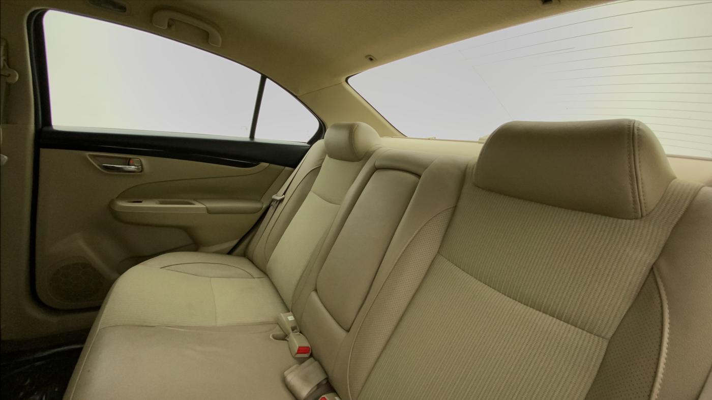2015 Maruti Ciaz ZXI, Petrol, Manual, 51,093 km, Right Side Rear Door Cabin