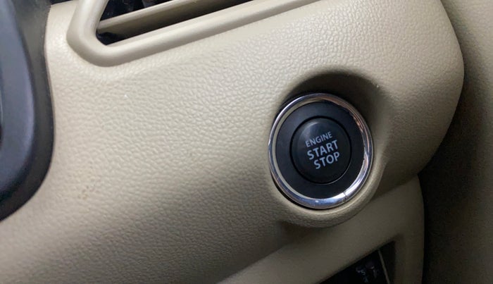 2017 Maruti Dzire ZXI PLUS AMT, CNG, Automatic, 1,06,513 km, Keyless Start/ Stop Button