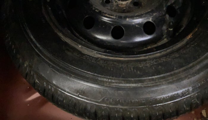 2017 Maruti Dzire ZXI PLUS AMT, CNG, Automatic, 1,06,513 km, Spare Tyre