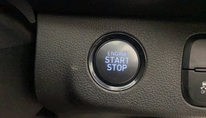 2020 Hyundai VENUE SX PLUS 1.0 TURBO DCT, Petrol, Automatic, 1,07,678 km, Keyless Start/ Stop Button