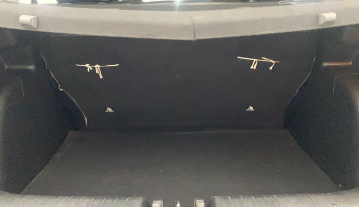 2020 Hyundai VENUE SX PLUS 1.0 TURBO DCT, Petrol, Automatic, 1,07,678 km, Boot Inside