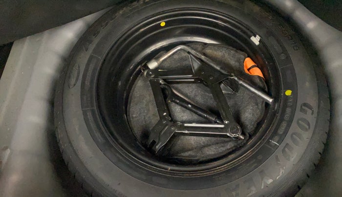 2020 Hyundai VENUE SX PLUS 1.0 TURBO DCT, Petrol, Automatic, 1,07,678 km, Spare Tyre