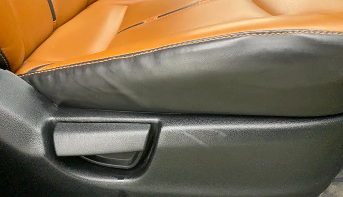 2018 Hyundai NEW SANTRO SPORTZ AMT, Petrol, Automatic, 49,282 km, Driver Side Adjustment Panel