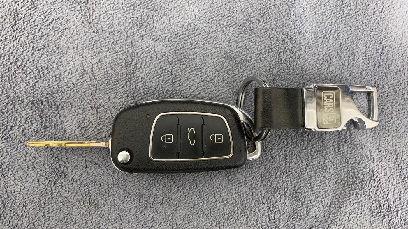 2018 Hyundai NEW SANTRO SPORTZ AMT, Petrol, Automatic, 49,282 km, Key Close Up