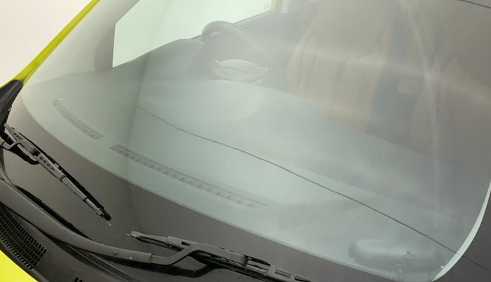 2018 Hyundai NEW SANTRO SPORTZ AMT, Petrol, Automatic, 49,282 km, Front windshield - Minor spot on windshield