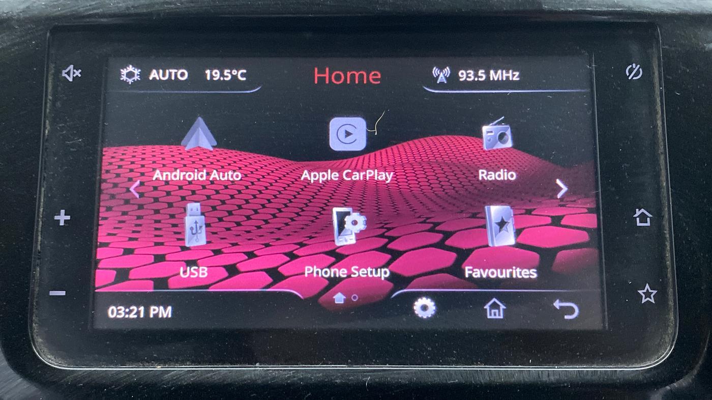 2019 Tata Tiago XZ PLUS DUAL TONE PETROL, Petrol, Manual, 55,220 km, Apple CarPlay and Android Auto