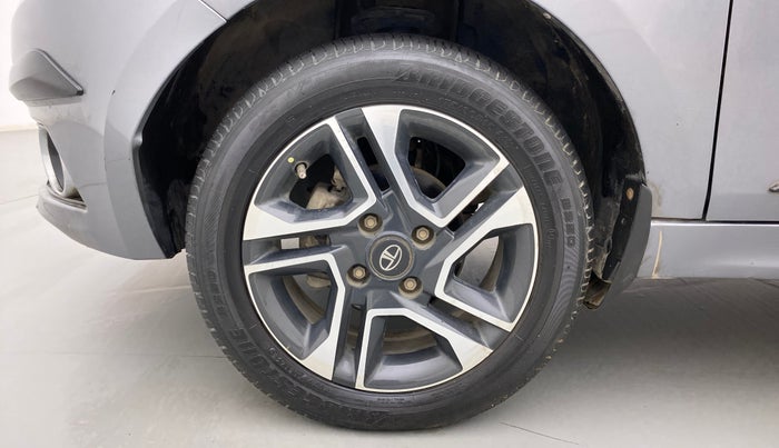 2019 Tata Tiago XZ PLUS DUAL TONE PETROL, Petrol, Manual, 55,220 km, Left Front Wheel