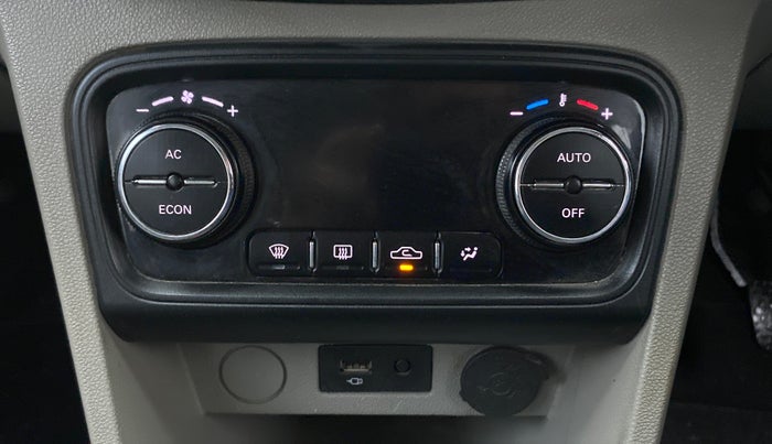 2019 Tata Tiago XZ PLUS DUAL TONE PETROL, Petrol, Manual, 55,220 km, Automatic Climate Control