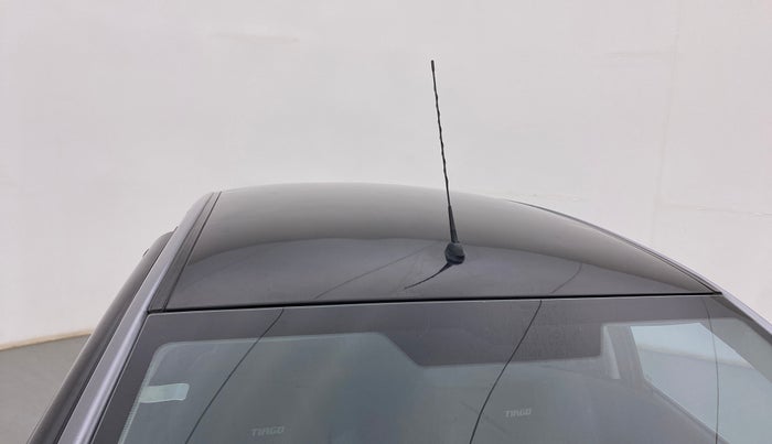 2019 Tata Tiago XZ PLUS DUAL TONE PETROL, Petrol, Manual, 55,220 km, Roof