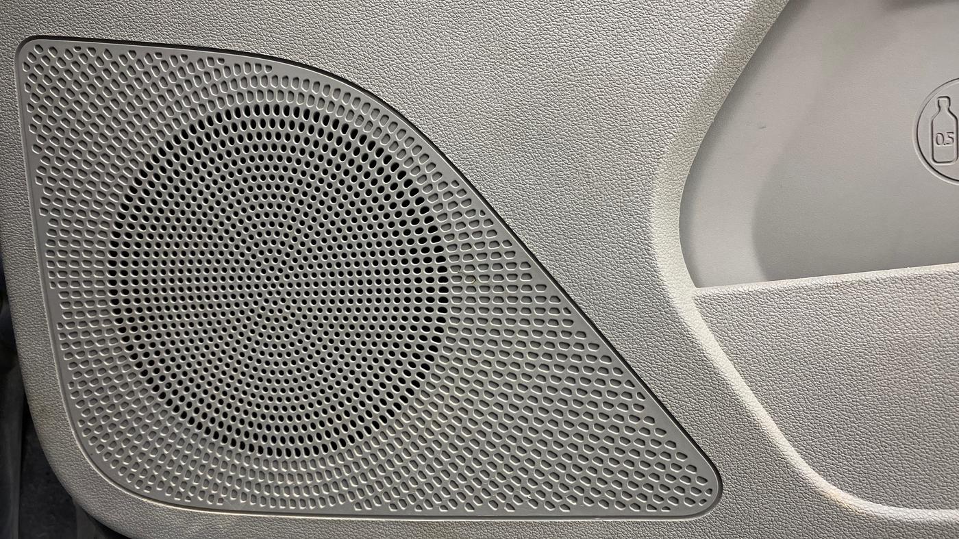 2019 Tata Tiago XZ PLUS DUAL TONE PETROL, Petrol, Manual, 55,220 km, Speaker