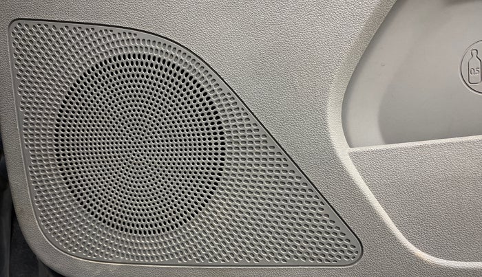 2019 Tata Tiago XZ PLUS DUAL TONE PETROL, Petrol, Manual, 55,220 km, Speaker