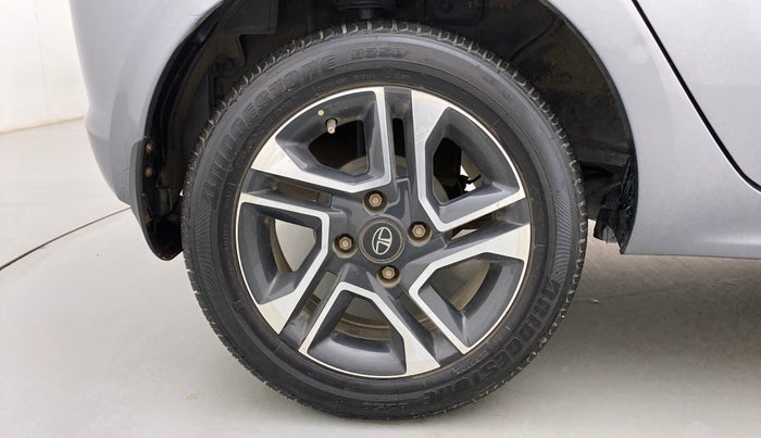 2019 Tata Tiago XZ PLUS DUAL TONE PETROL, Petrol, Manual, 55,220 km, Right Rear Wheel