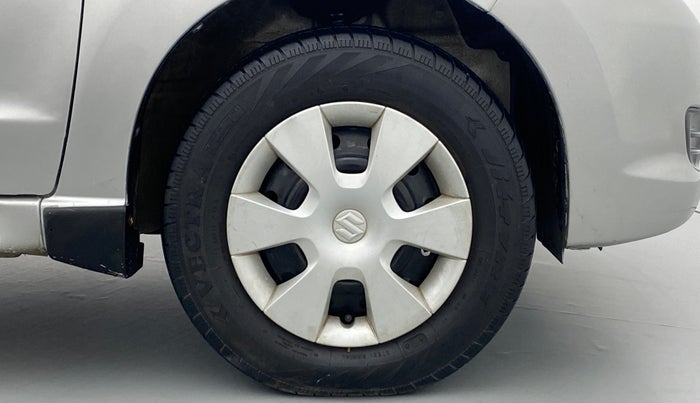 2013 Maruti A Star VXI, Petrol, Manual, 22,338 km, Right Front Wheel