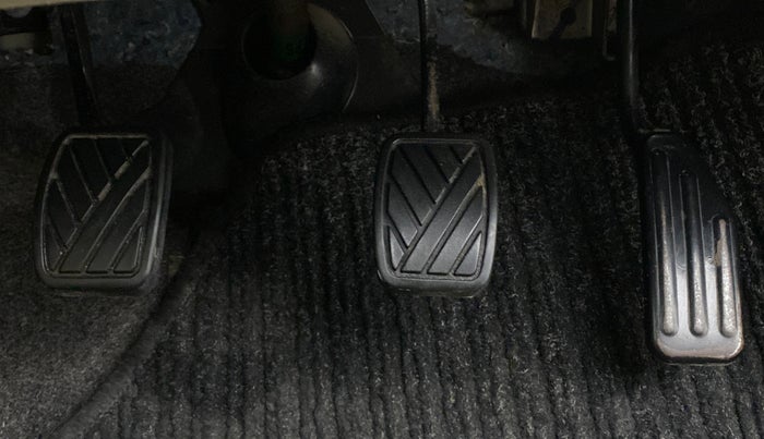 2013 Maruti A Star VXI, Petrol, Manual, 22,338 km, Pedals