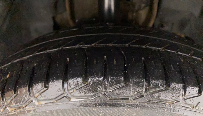 2018 Tata Tiago XM DIESEL, Diesel, Manual, 91,168 km, Right Front Tyre Tread