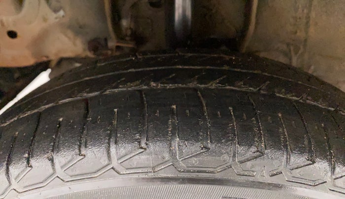 2018 Tata Tiago XM DIESEL, Diesel, Manual, 91,168 km, Left Front Tyre Tread