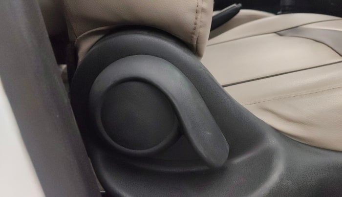 2013 Nissan Micra XV PETROL, Petrol, Manual, 72,732 km, Driver Side Adjustment Panel