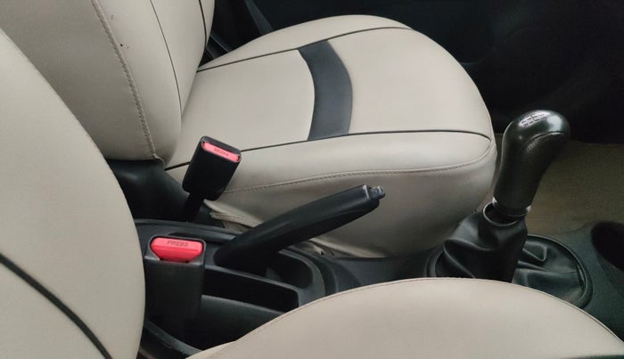 2013 Nissan Micra XV PETROL, Petrol, Manual, 72,732 km, Gear Lever