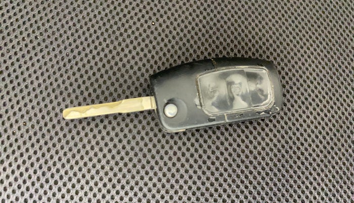 2014 Ford Ecosport TITANIUM 1.5L DIESEL, Diesel, Manual, 1,02,576 km, Key Close Up