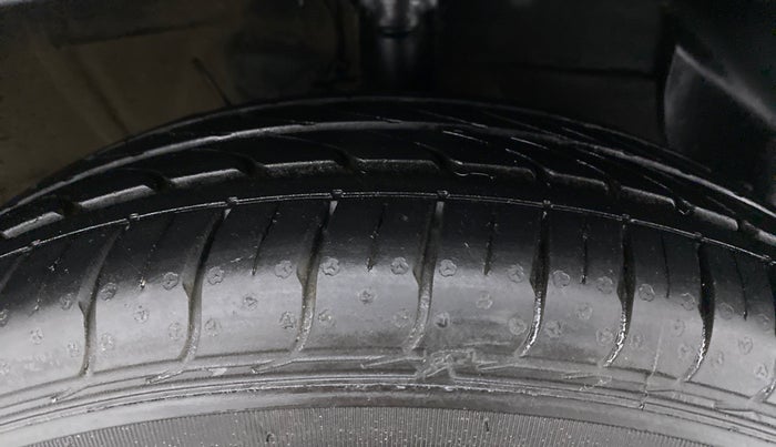 2020 Hyundai GRAND I10 NIOS SPORTZ PETROL, Petrol, Manual, 55,621 km, Right Front Tyre Tread
