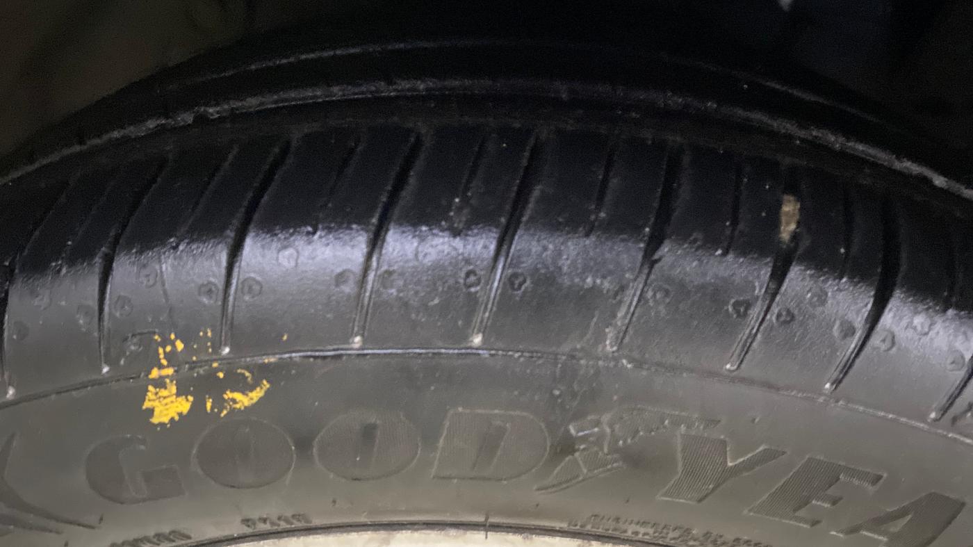 2015 Tata Zest XT PETROL, Petrol, Manual, 42,277 km, Left Front Tyre Tread