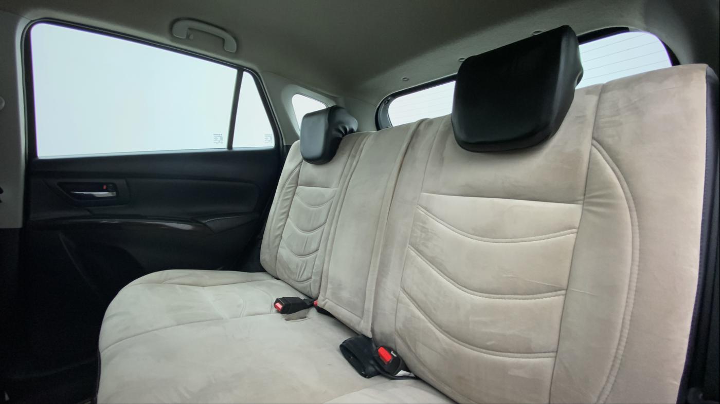 2018 Maruti S Cross ALPHA SHVS, Diesel, Manual, 46,247 km, Right Side Rear Door Cabin