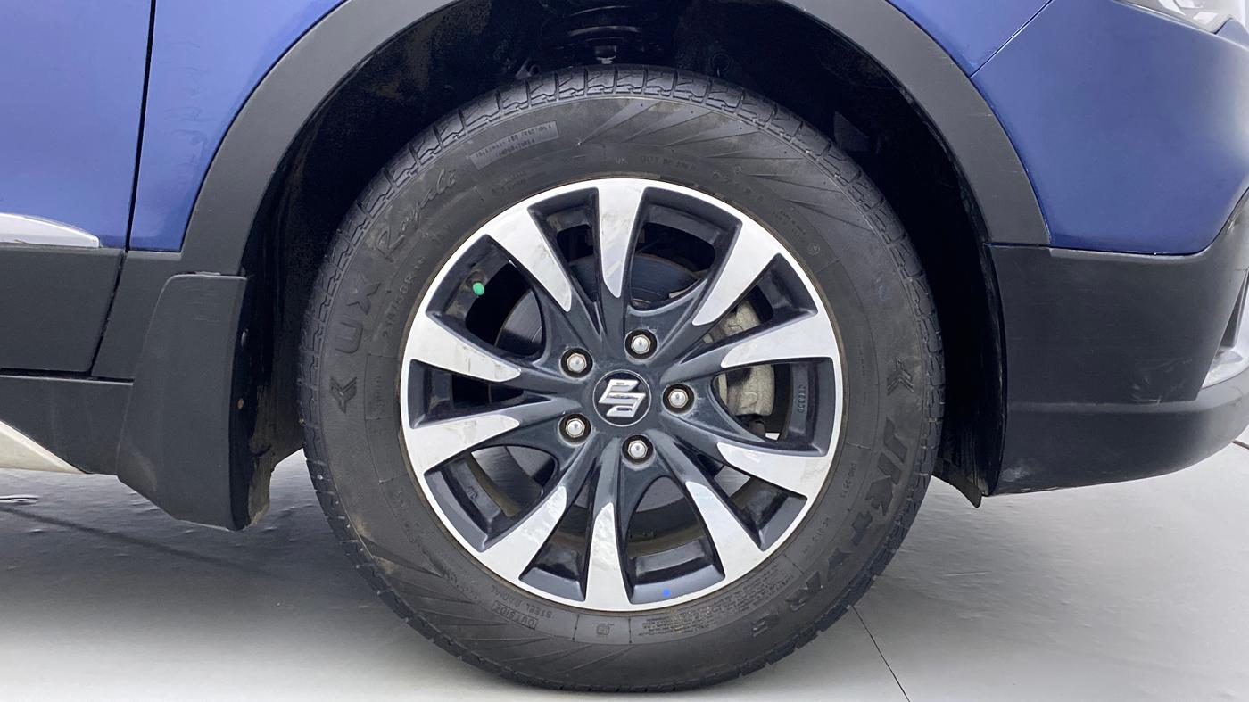 2018 Maruti S Cross ALPHA SHVS, Diesel, Manual, 46,247 km, Right Front Wheel