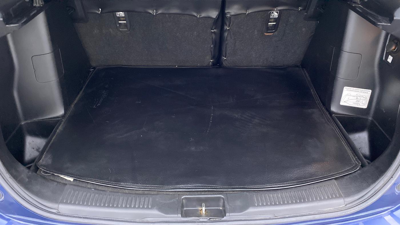 2018 Maruti S Cross ALPHA SHVS, Diesel, Manual, 46,247 km, Boot Inside