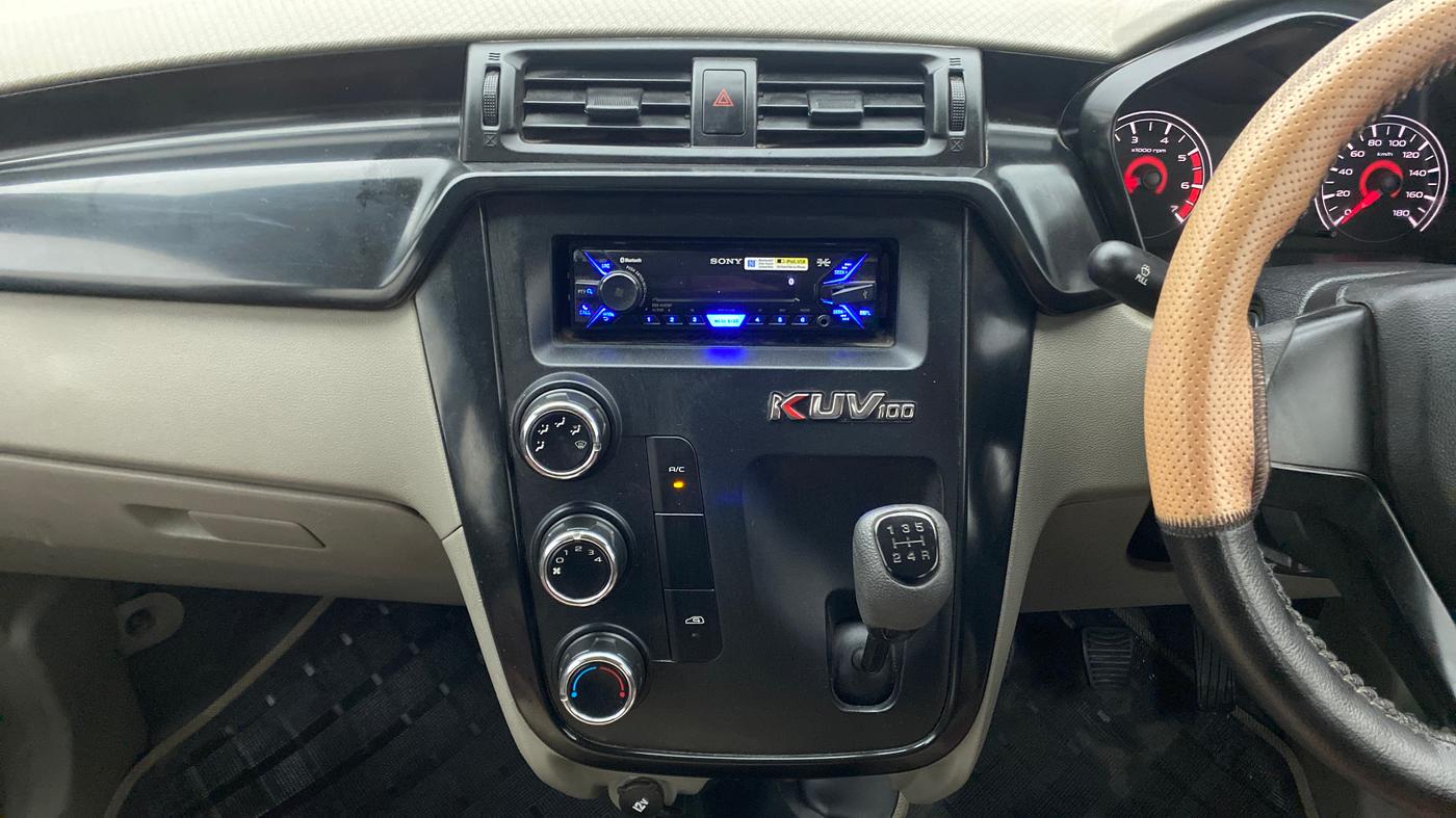 2016 Mahindra Kuv100 K4 D 6 STR, Diesel, Manual, 37,702 km, Air Conditioner