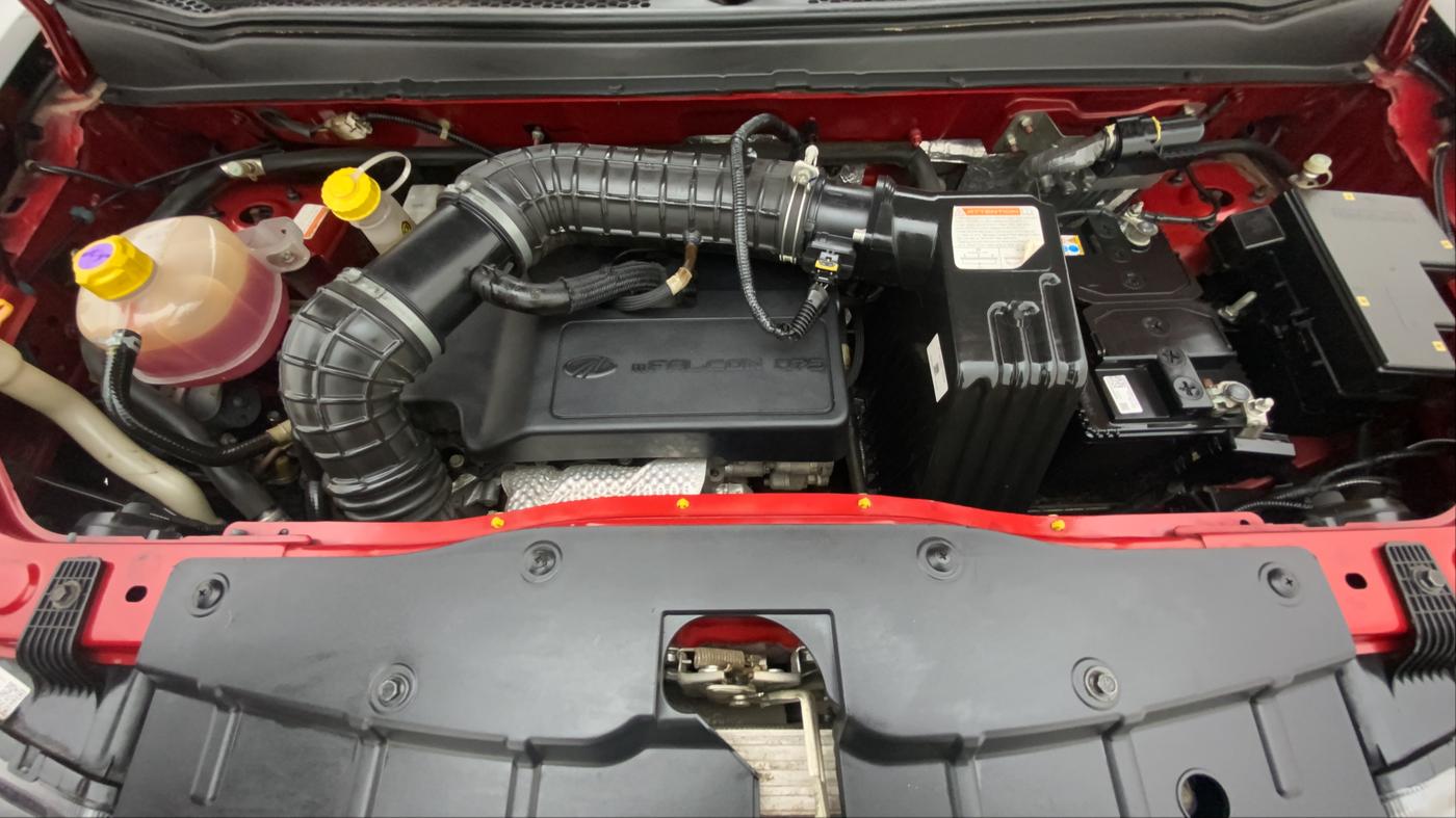 2016 Mahindra Kuv100 K4 D 6 STR, Diesel, Manual, 37,702 km, Open Bonet