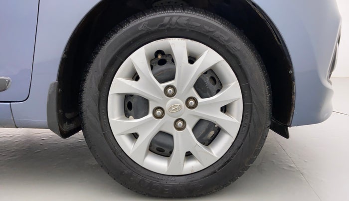 2014 Hyundai Grand i10 SPORTS 1.2 VTVT, Petrol, Manual, 43,841 km, Right Front Wheel