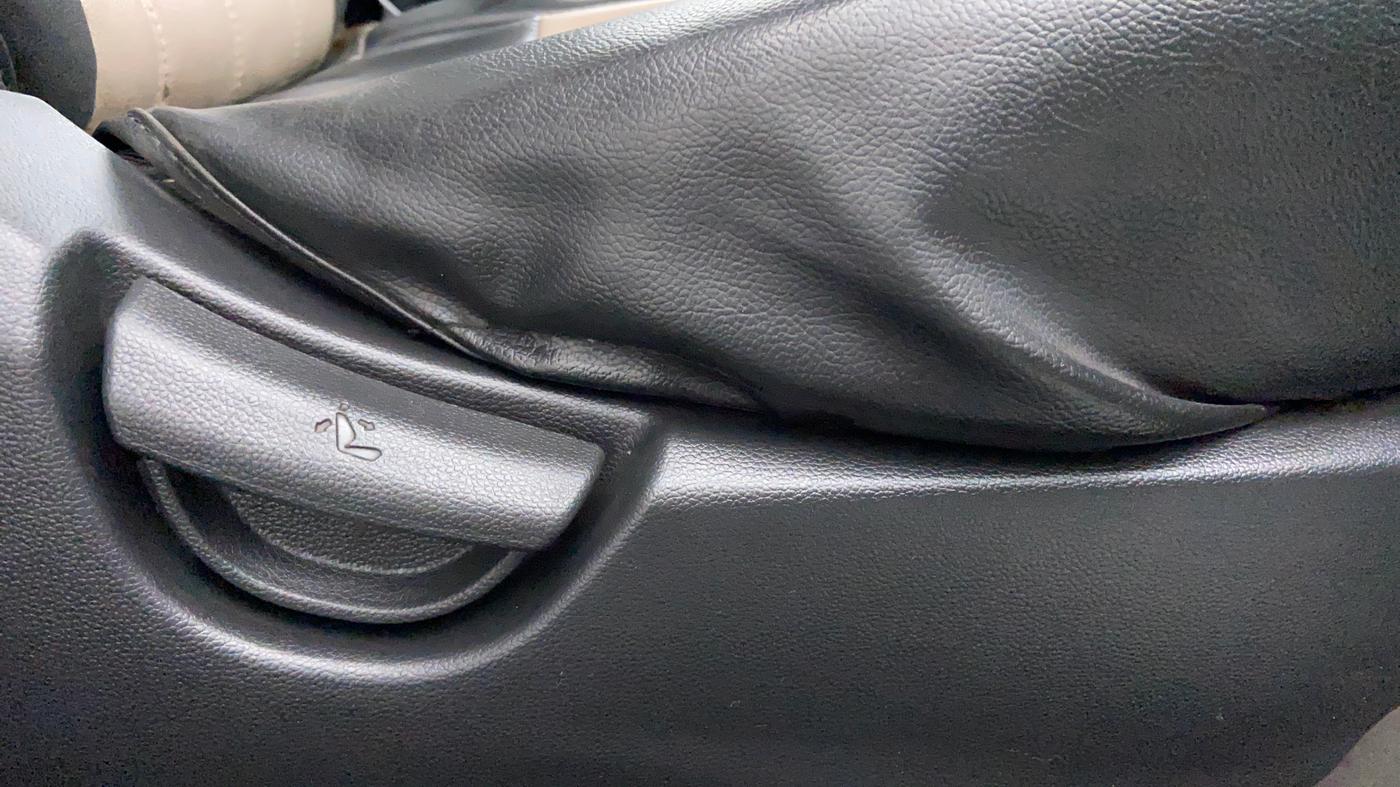 2014 Hyundai Grand i10 SPORTS 1.2 VTVT, Petrol, Manual, 43,841 km, Driver Side Adjustment Panel