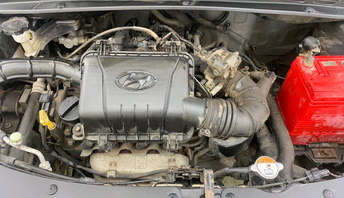 2014 Hyundai i10 SPORTZ 1.1, Petrol, Manual, 30,305 km, Engine View