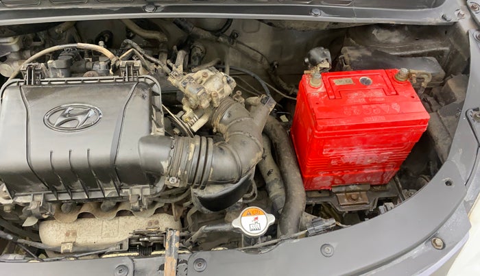 2014 Hyundai i10 SPORTZ 1.1, Petrol, Manual, 30,305 km, Engine View - Left